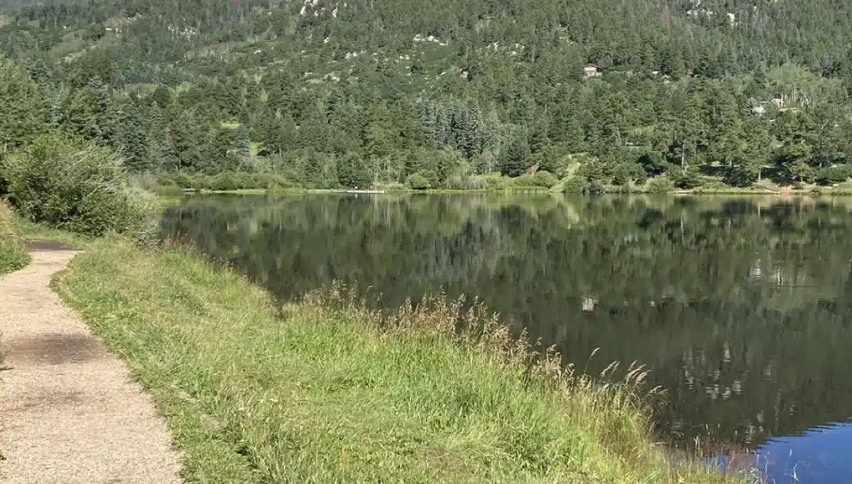 Lake Isabel Spanish Peaks Country