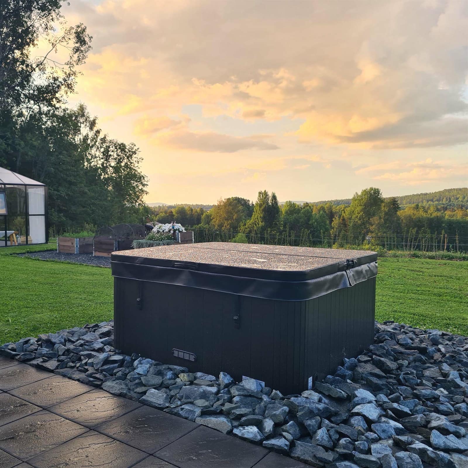 Spa Revive Luxury Hot Tub Company Nationwide FREE DELIVERY