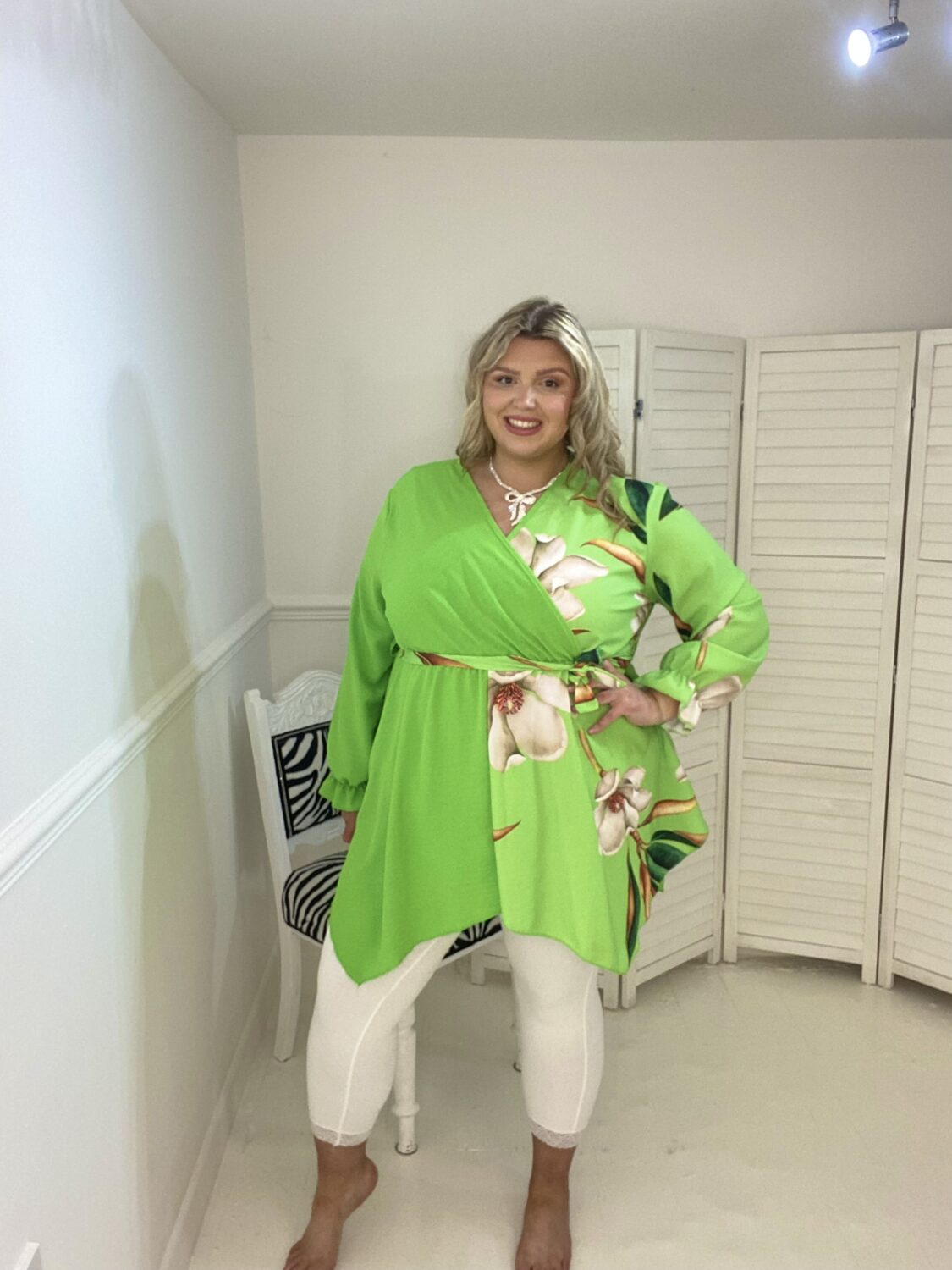 GREEN FLORAL WRAP TIE TOP Sparkles Boutique