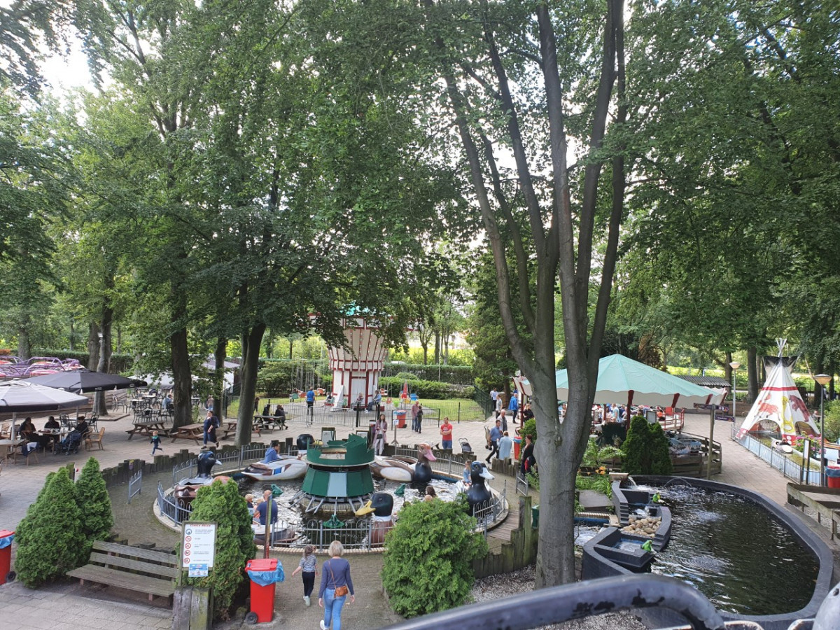 Attractiepark De Waarbeek All Inclusive Pretpark Met Eten En Drinken Sparkles Inside