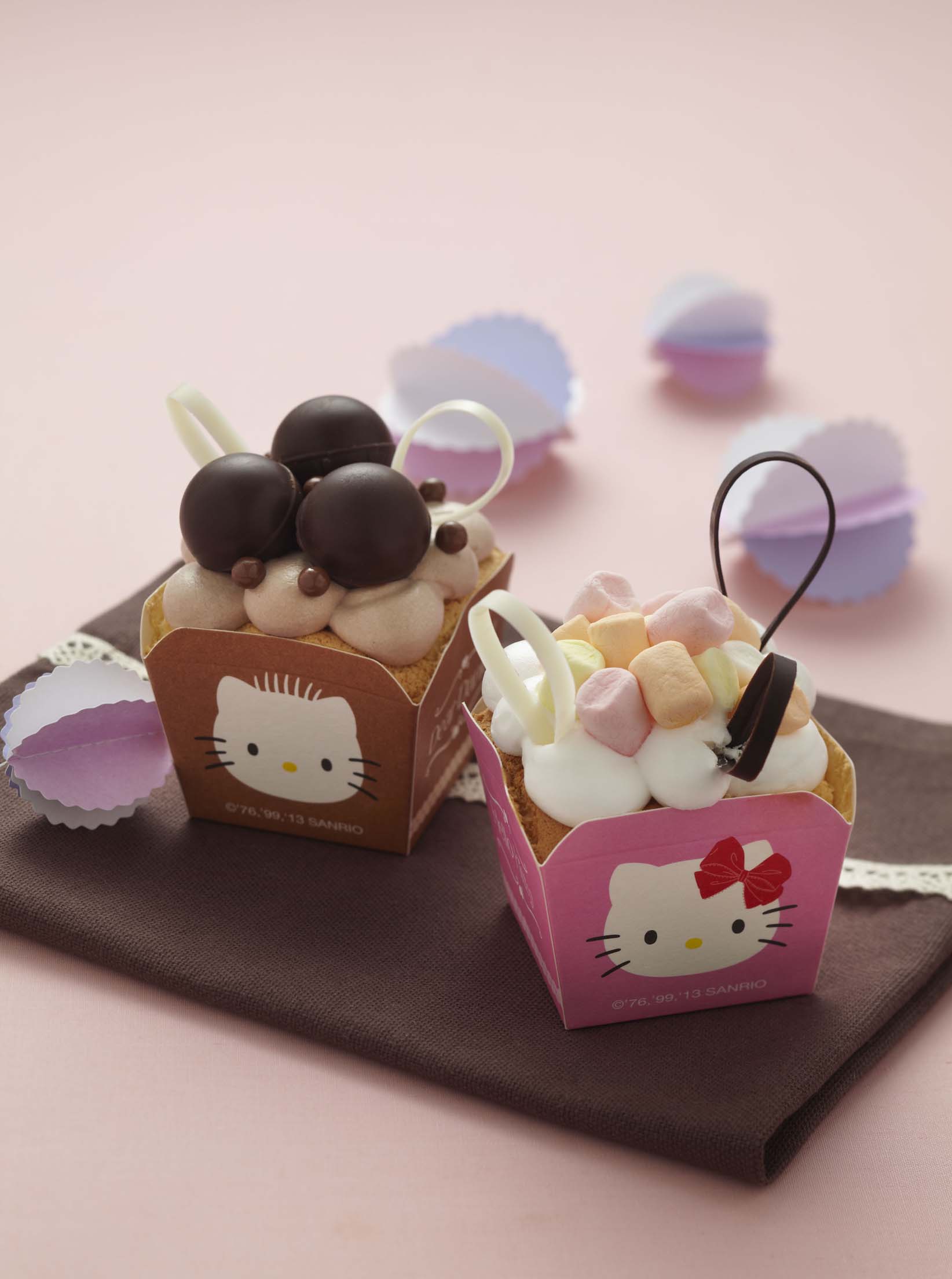 BreadTalk's new Hello Kitty Cakes, Cupcakes, Doughnuts and Buns