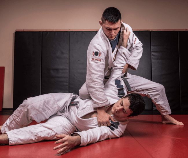Kickboxing vs Jiujitsu Understanding the Differences. Spark