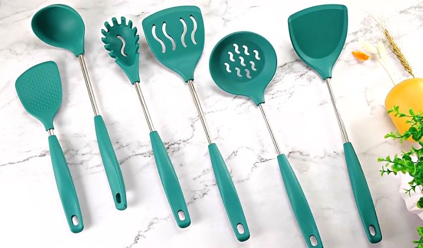 Starter Kitchen Tools Set 6Piece Set With Storage Rack