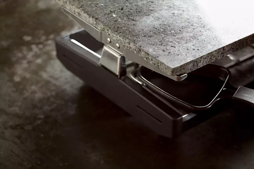 How To Clean An Electric Griddle? Sparks Chef