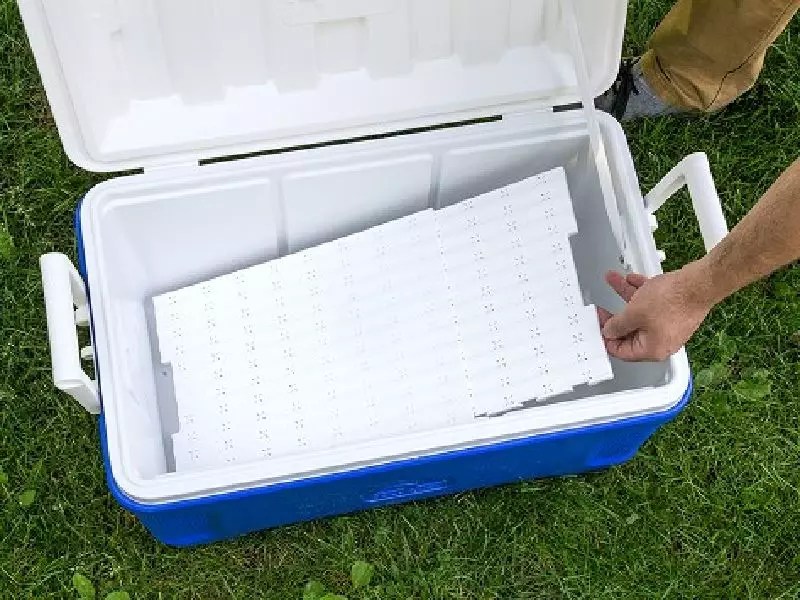 How To Keep Food Hot In A Cooler? Sparks Chef