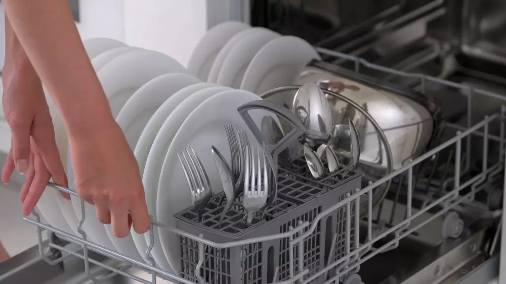 How to Clean Your Dishwasher with Vinegar? Sparks Chef