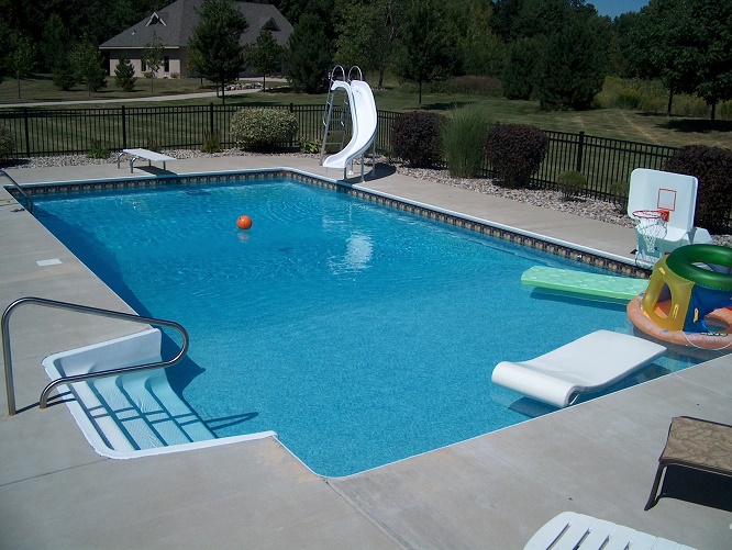Rectangle_Side_Step (5) Spartan Pools Inc