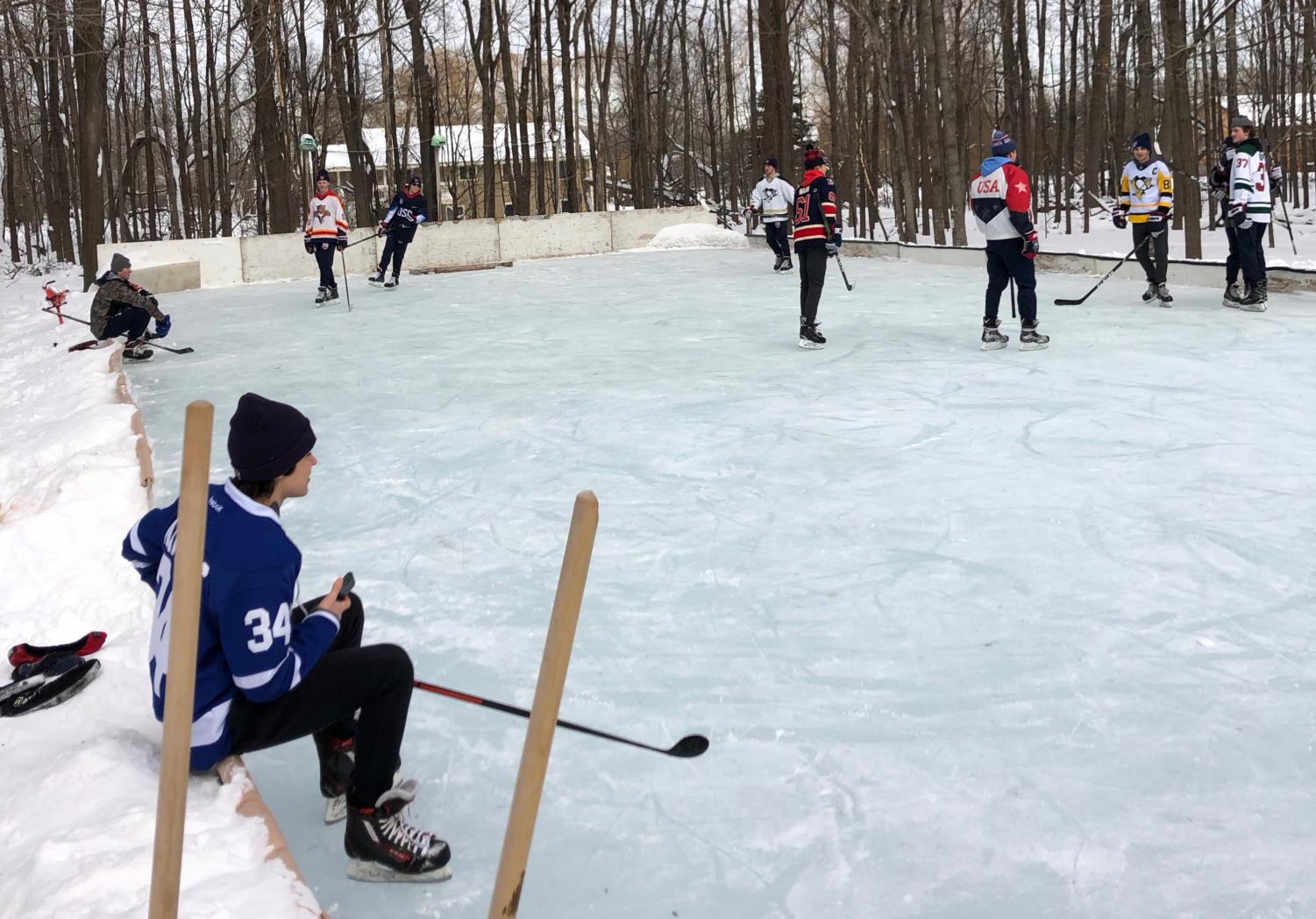 The Spartan Speaks Pond Hockey A Tradition In Minnesota