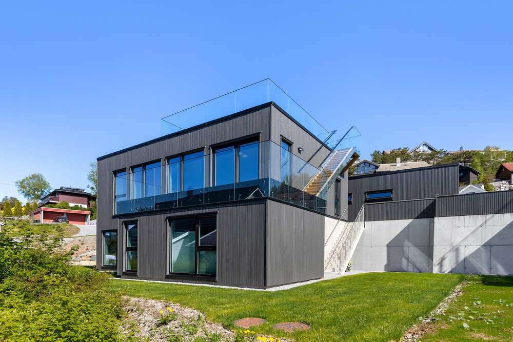 Logi 160 · 4 bedrooms panelbuilt house by Logi Prefab