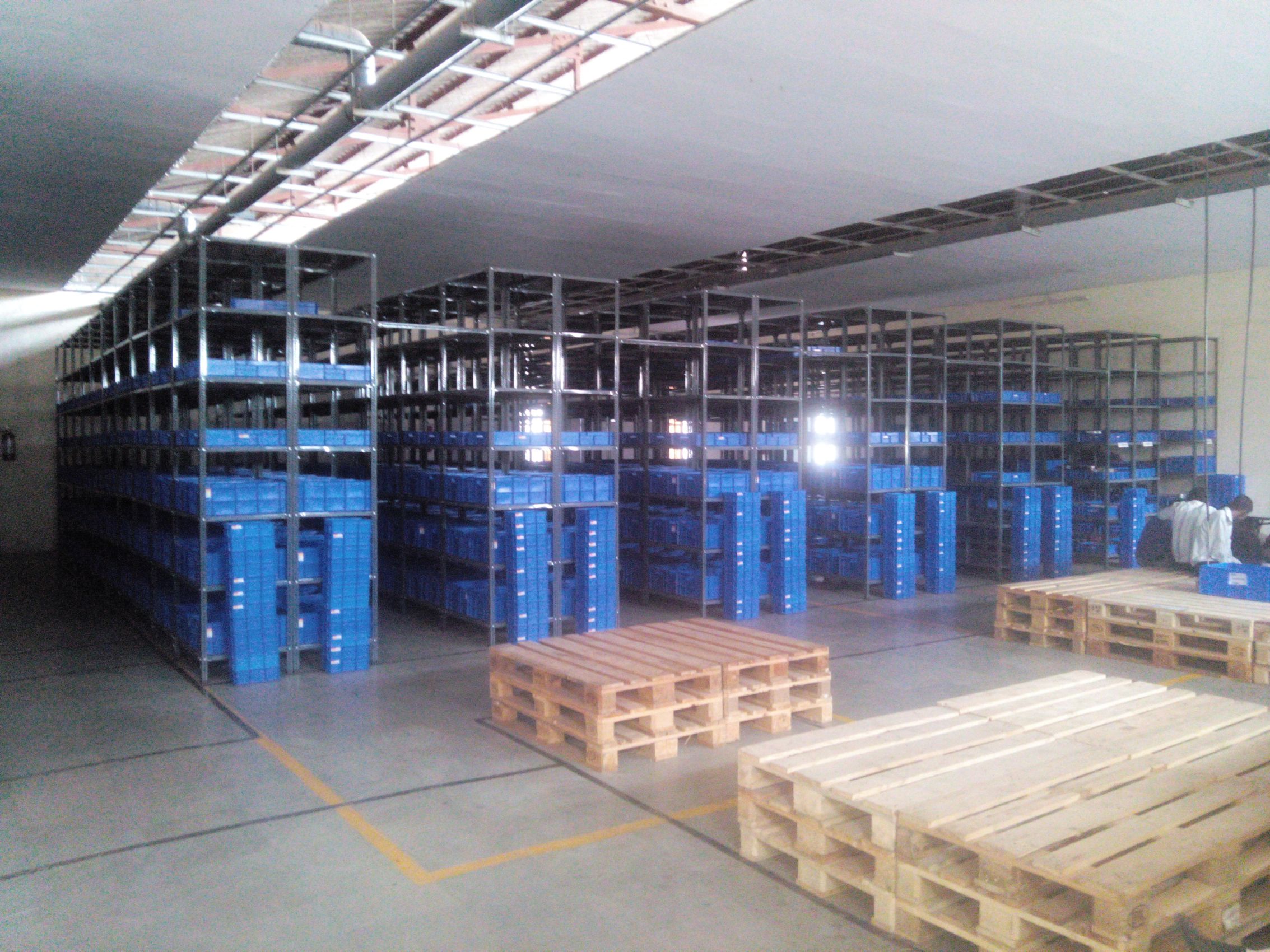 drivein and drivethrough racking system Manufacturers in India