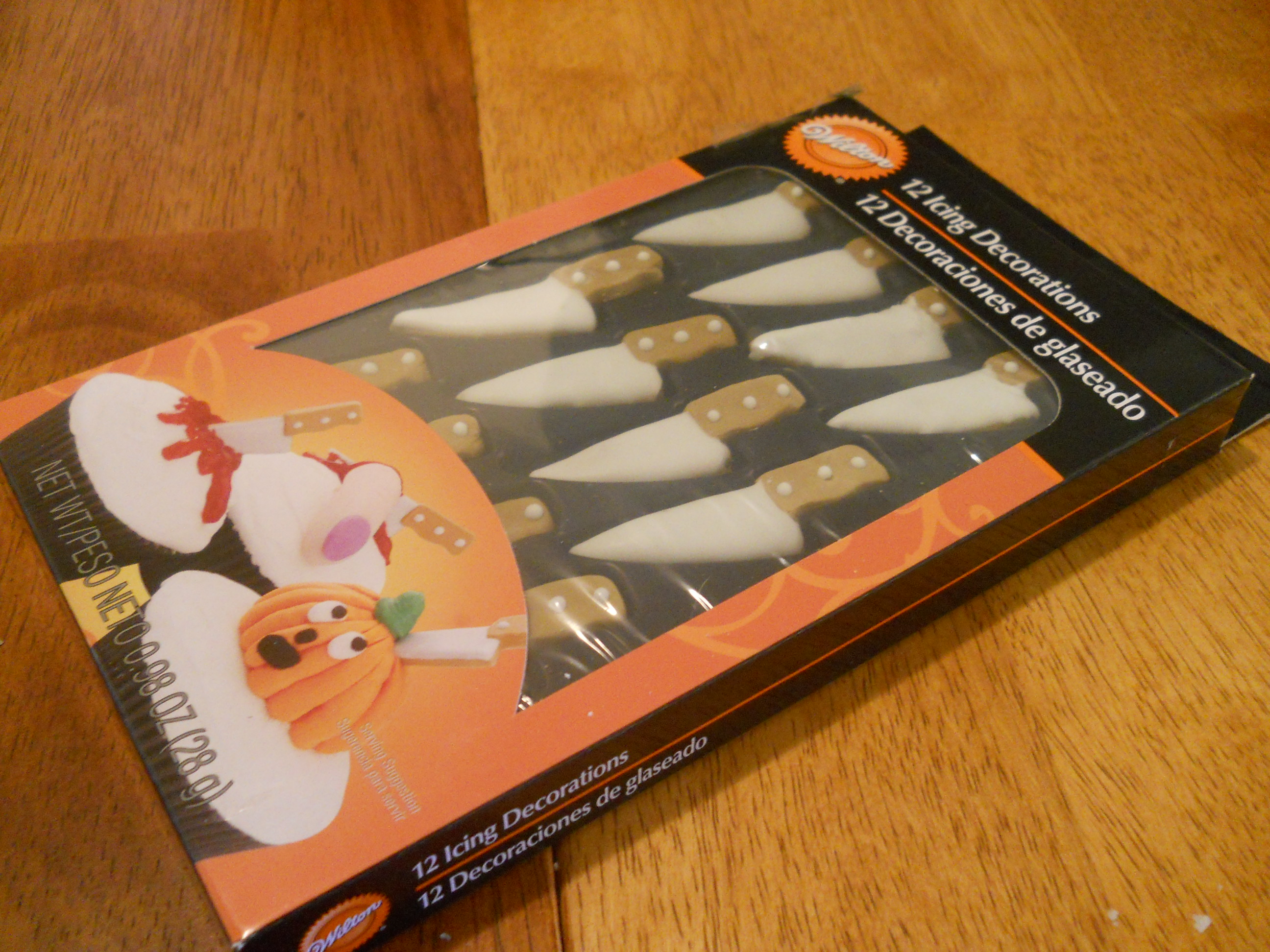 Halloween Recipe Stabby Cupcakes spatialdrift