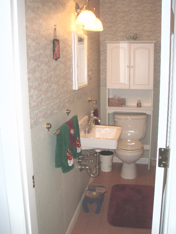 Half Bath off Kitchen