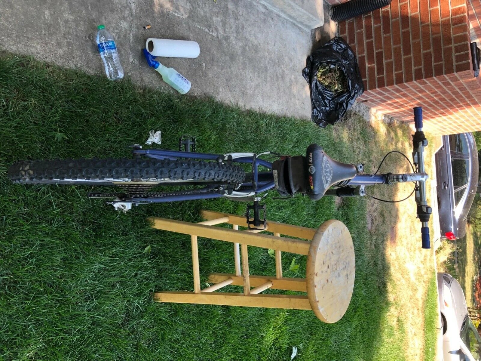 80’s SPECIALIZED ROCKHOPPER MOUNTAIN BIKE. Blue, used, new grip/seat