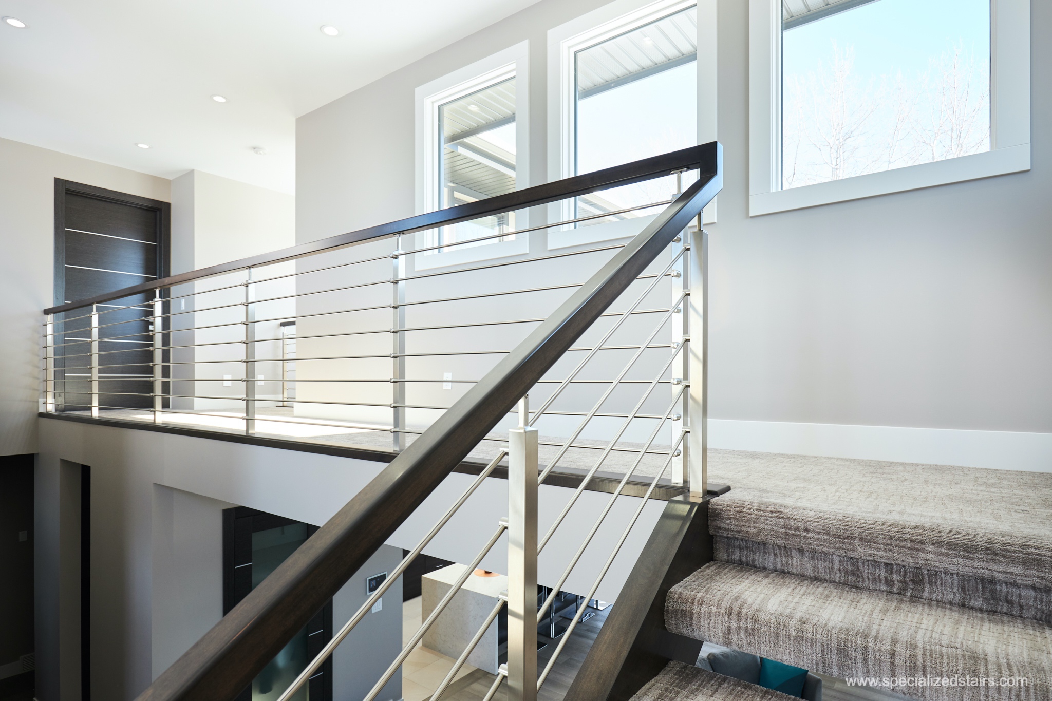 Maple with Horizontal Railing Specialized Stair & Rail