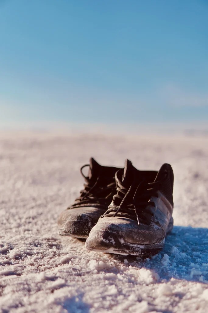 How To Keep Clear Shoes From Fogging?