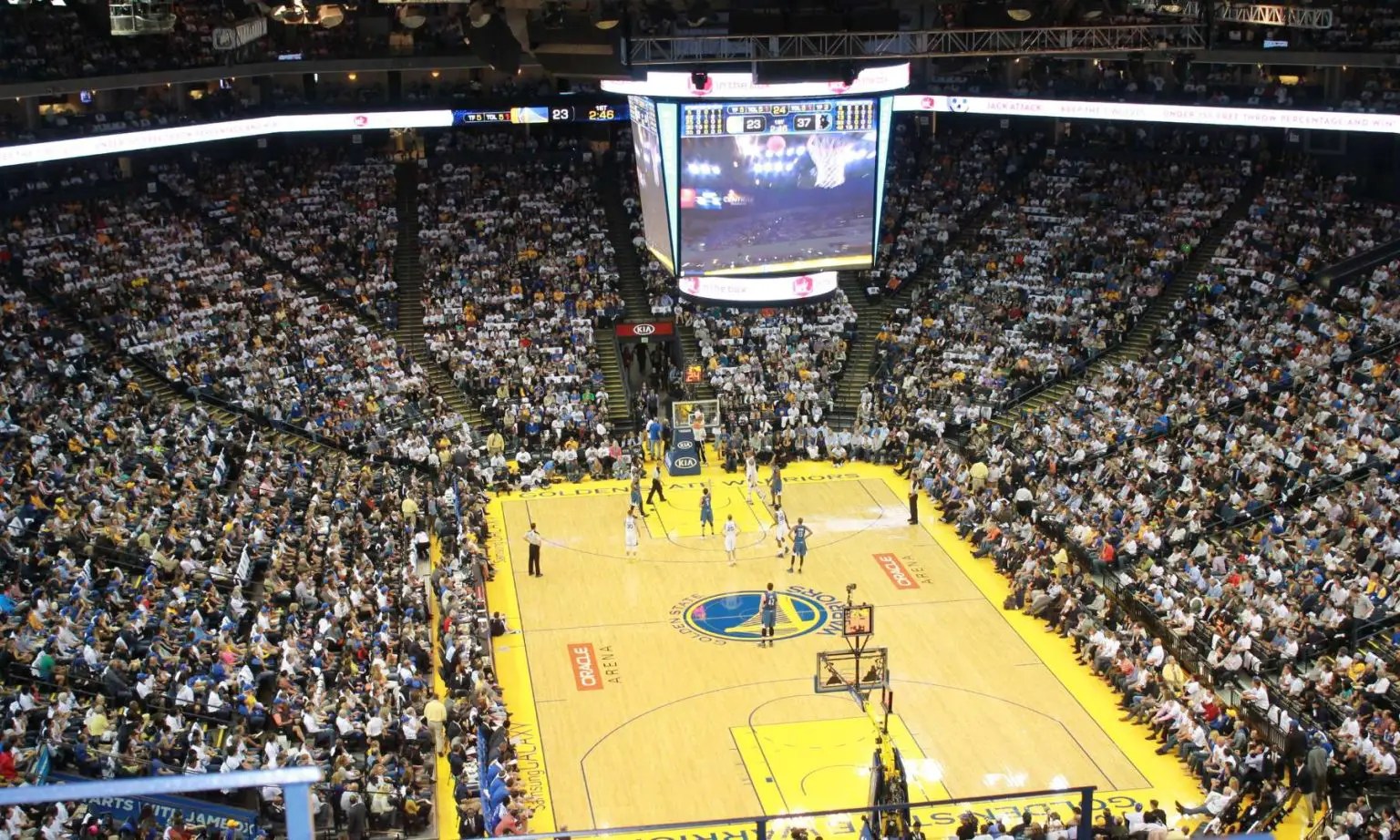 How to customize basketball shoes? From plain to personalized