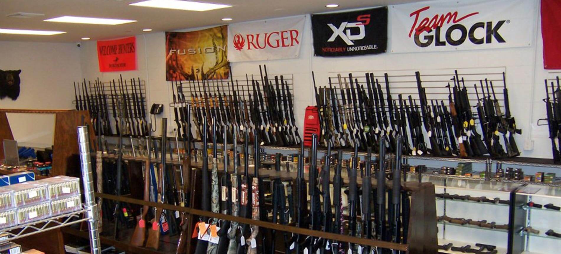 Specialty Arms II Gun Store in La Vergne, TN