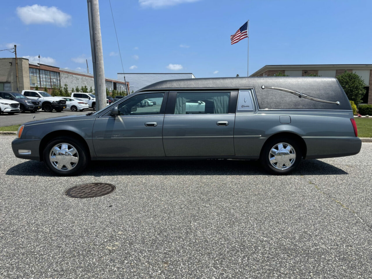2005 CADILLAC SUPERIOR FUNERAL HEARSE Specialty Hearse