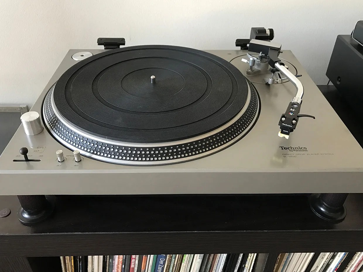 The Consumer Electronics Hall of Fame The Matsushita/Technics SL1200