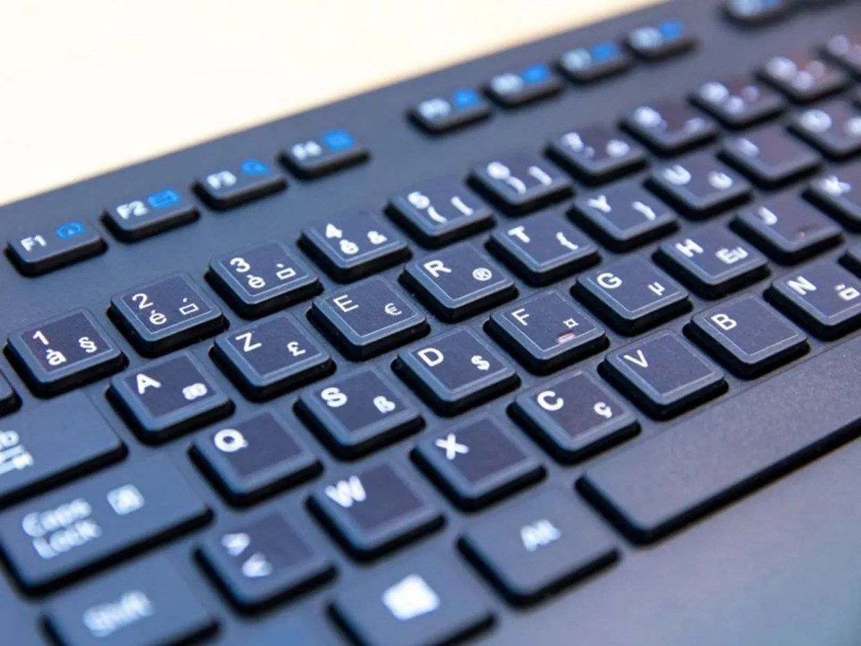 Merveilleux! New AZERTY Keyboard Makes It Easier to Type in French