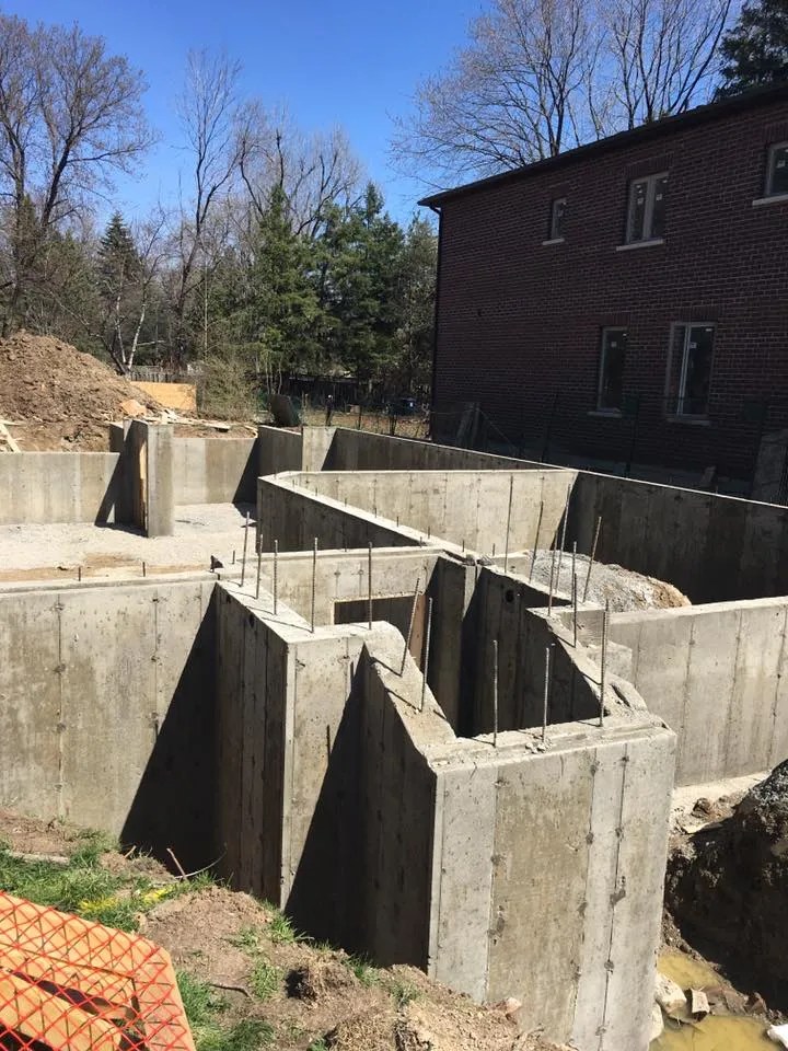 Dumont Street SPECTRUM GROUP CANADA