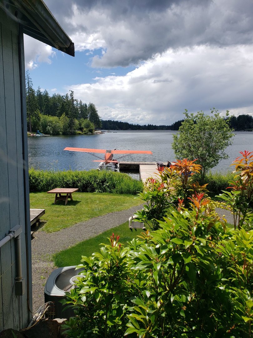 Gallery Spencer Lake Bar & Grill