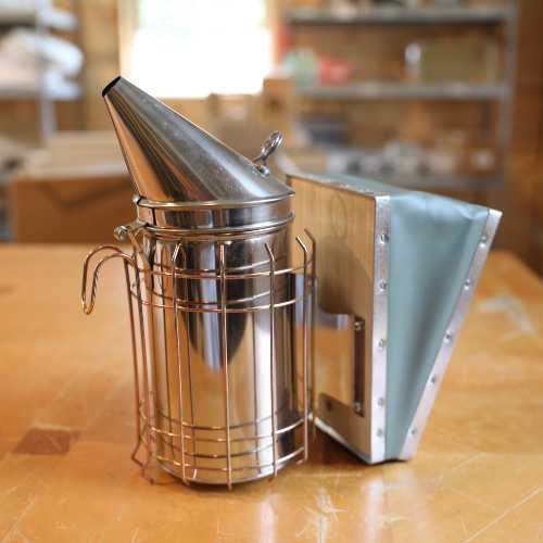 Smoker Stainless Steel Traditional Spicer Bees