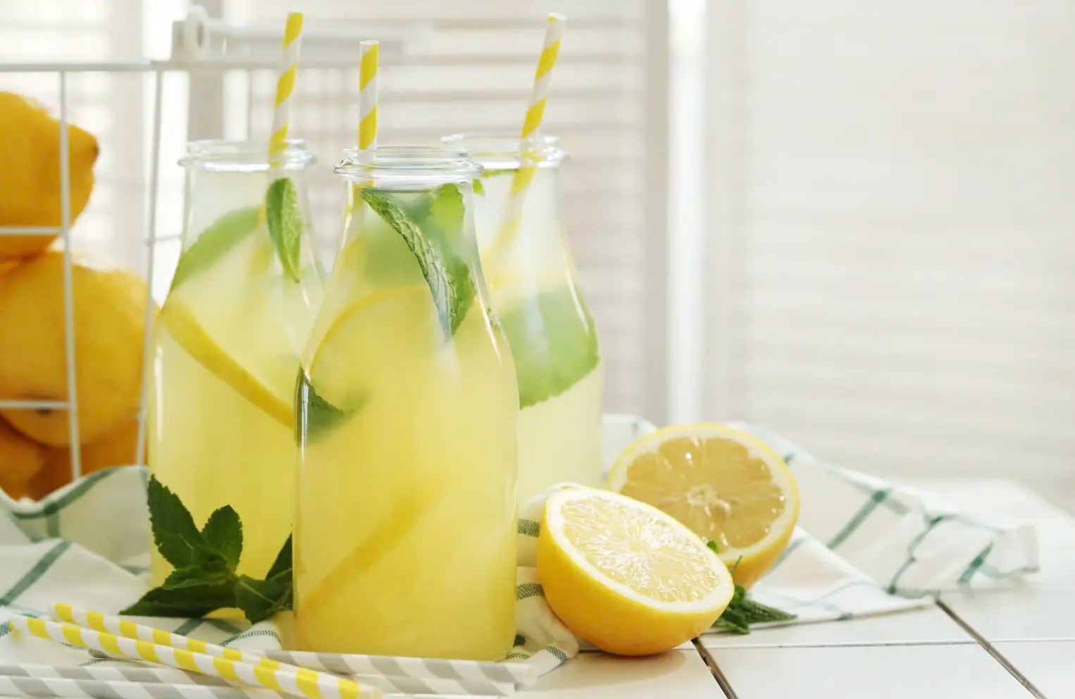 How Long Does Fresh Squeezed Lemon Juice Last ? SpiceWhisk