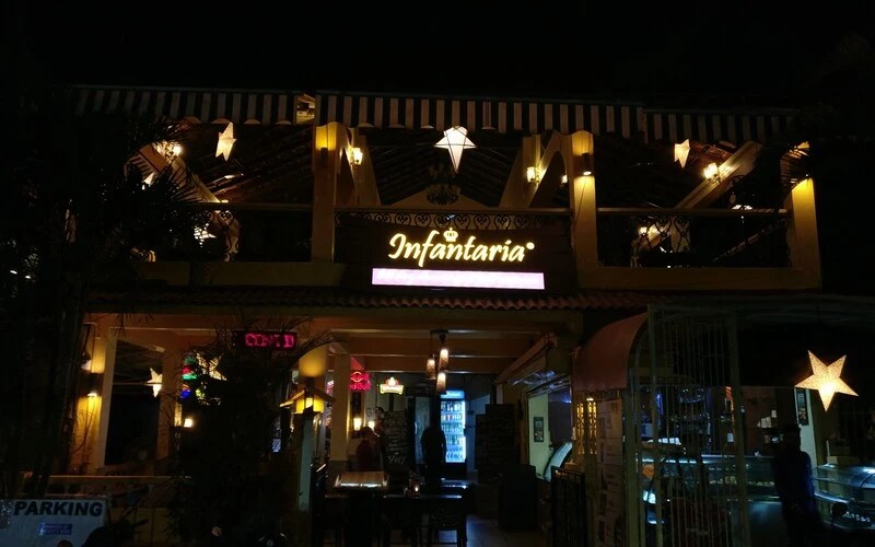 10 Best Breakfast Places in Goa (Try Some LipSmacking Food)