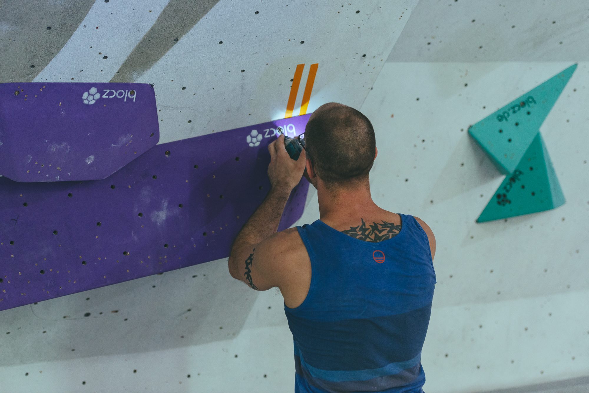 Route Setting Spider Climbing