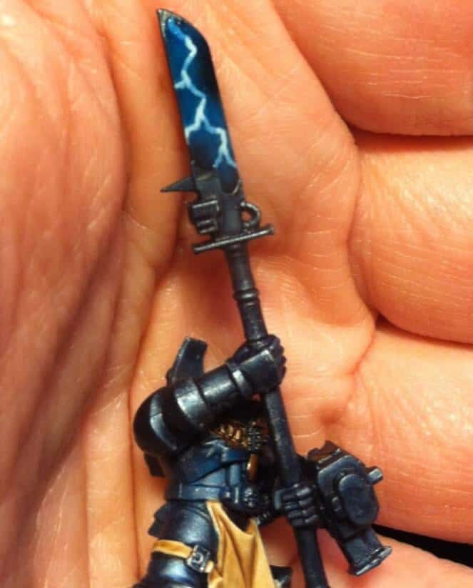 Painting Lightning on Miniatures Made Easy