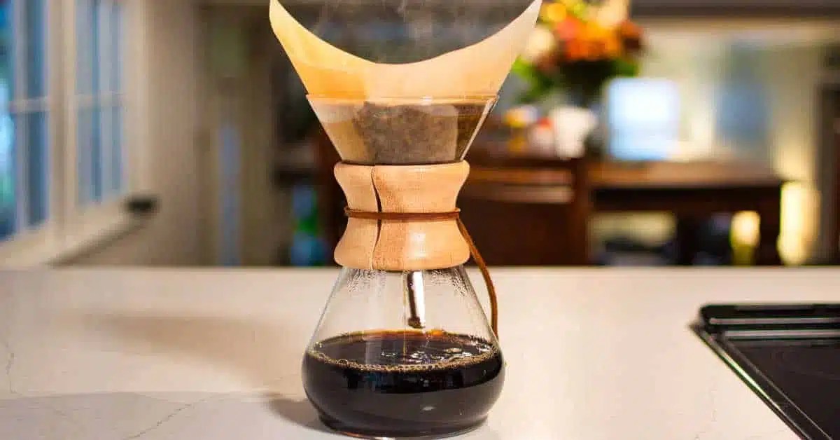 How to Use a Chemex Spillin' the Beans