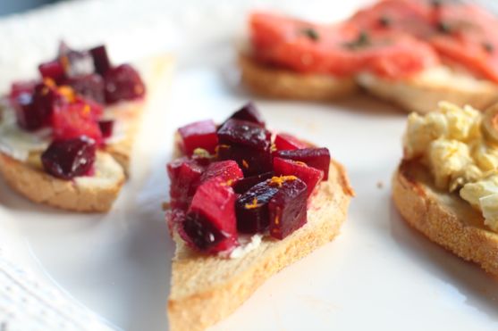 Red and Golden Beet Crostini with Goat Cheese and Honey - Spinach Tiger