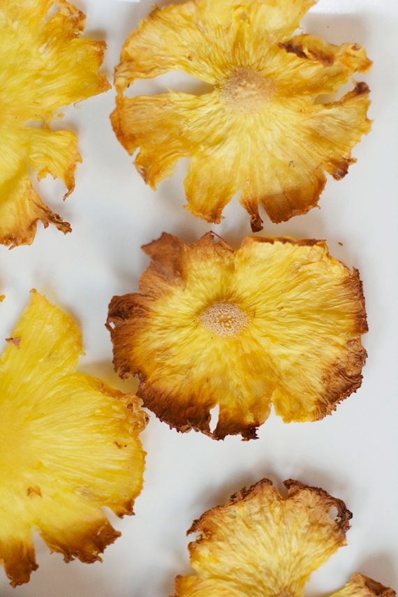 How to Make Pineapple Flowers for a Pineapple Cake Spinach Tiger