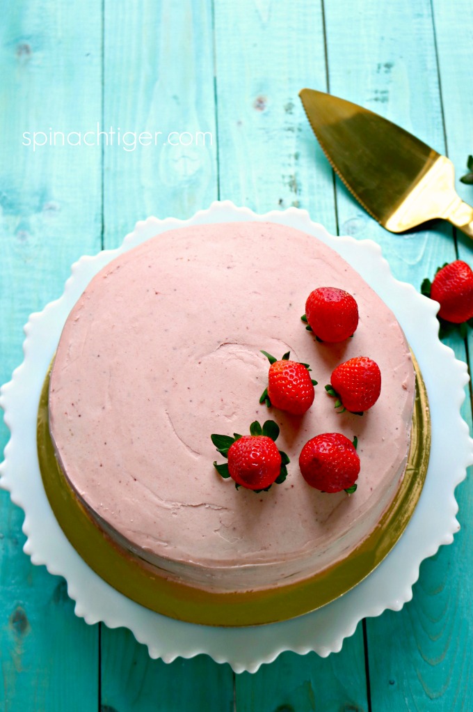 Keto Strawberry Cake with Roasted Strawberries Spinach Tiger