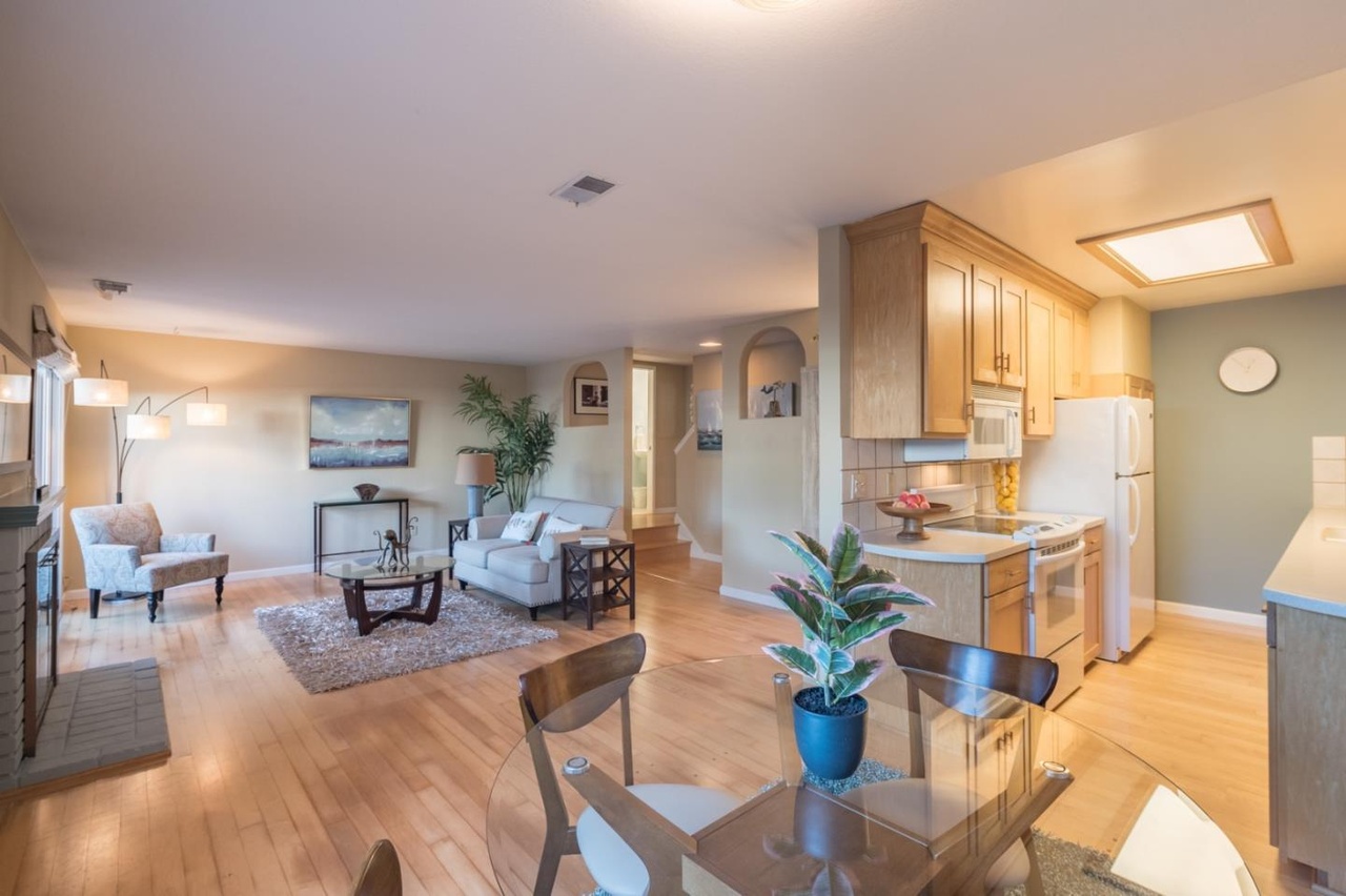 1534 Dolphin Drive Spindrift Condos