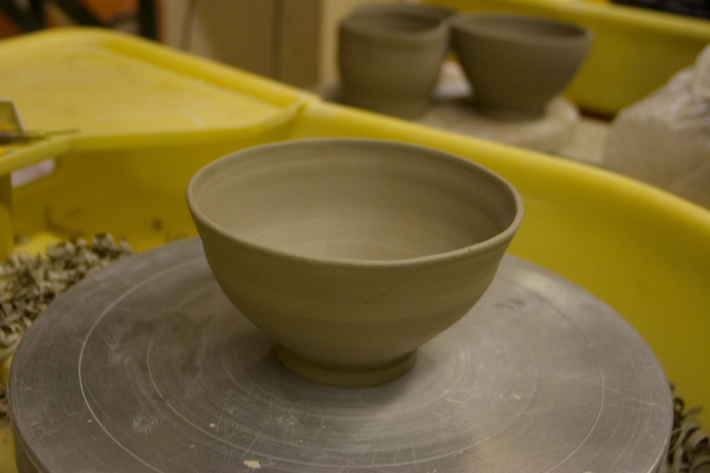 How to Glaze Bisqueware? Spinning Pots
