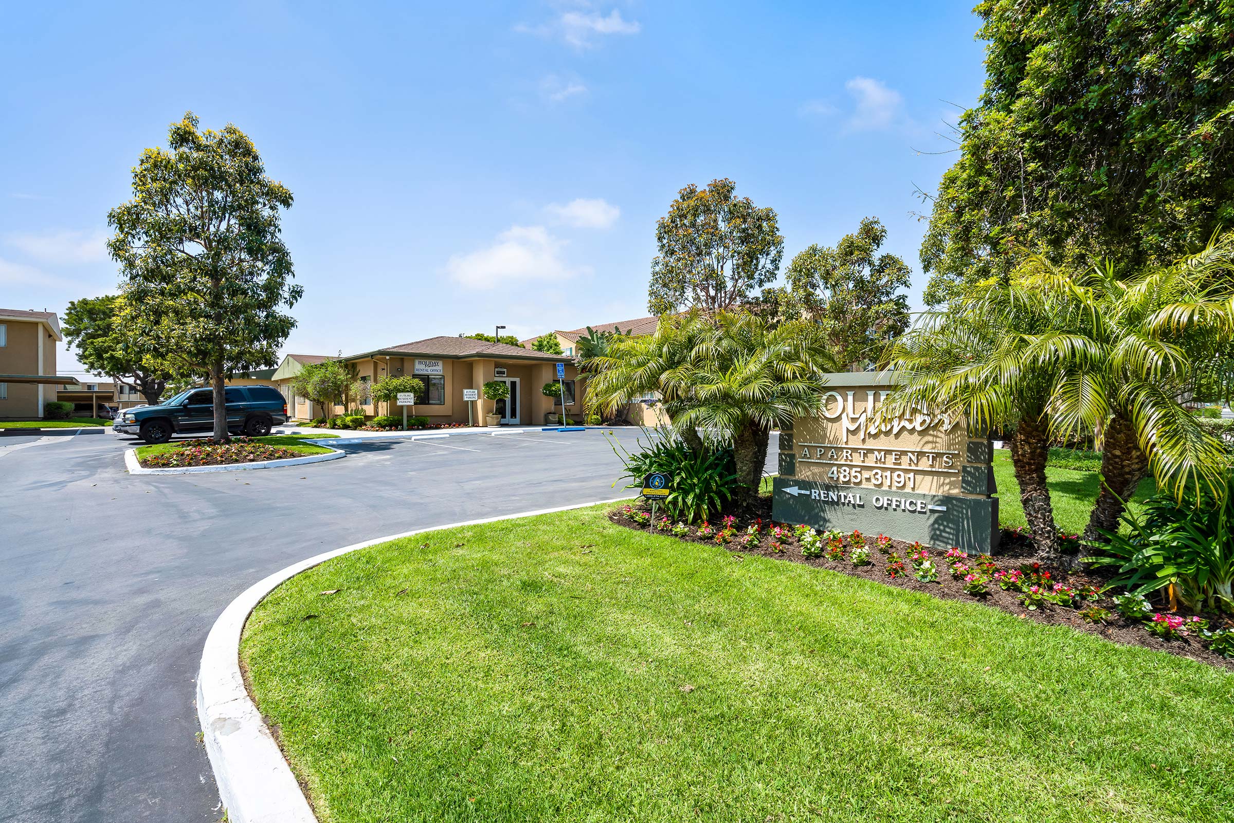 Holiday Manor Spira Equity Partners