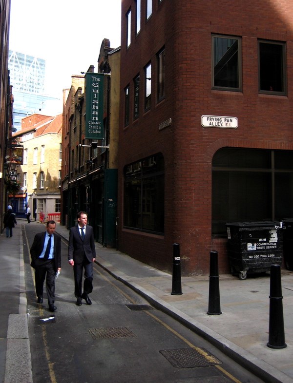 Frying Pan Alley, London 100 years ago. London Vintage Views