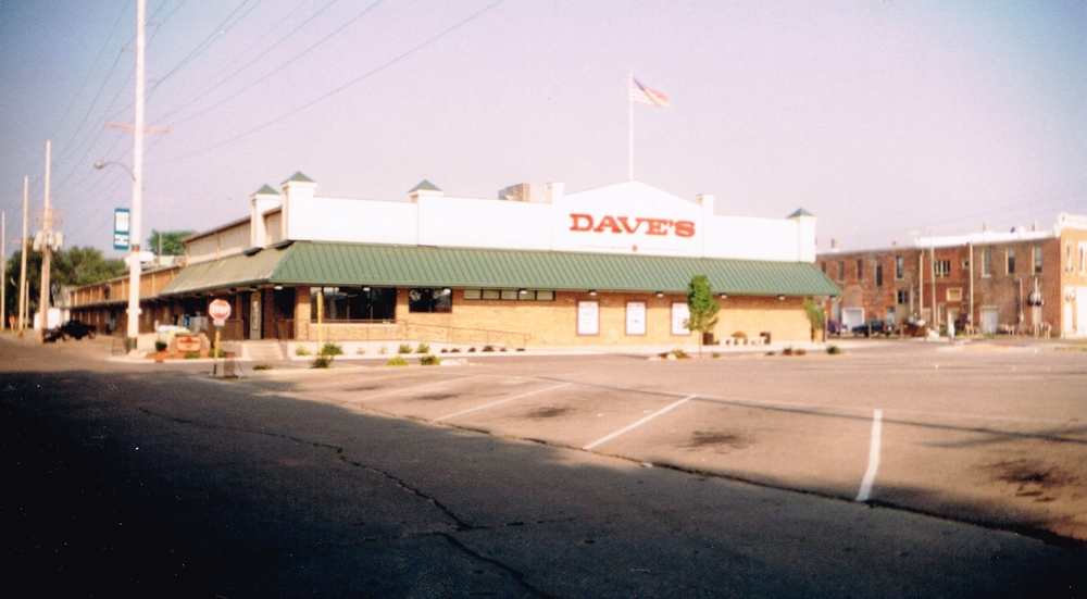 Fairbury, Illinois Ken & Lea's Place