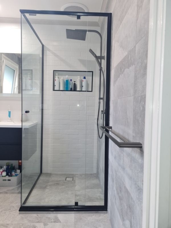 Custom Made Shower Screens Frankston, Mornington Peninsu Glass Cut