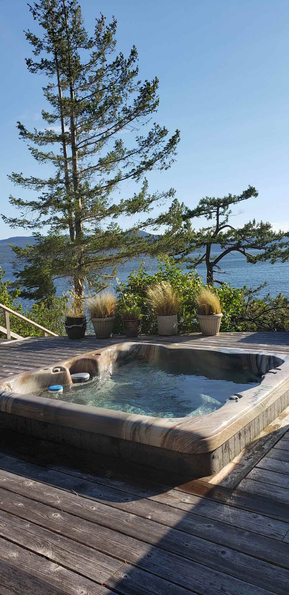 Hello Sunshine Coast!! Splash Hot Tubs & Pools