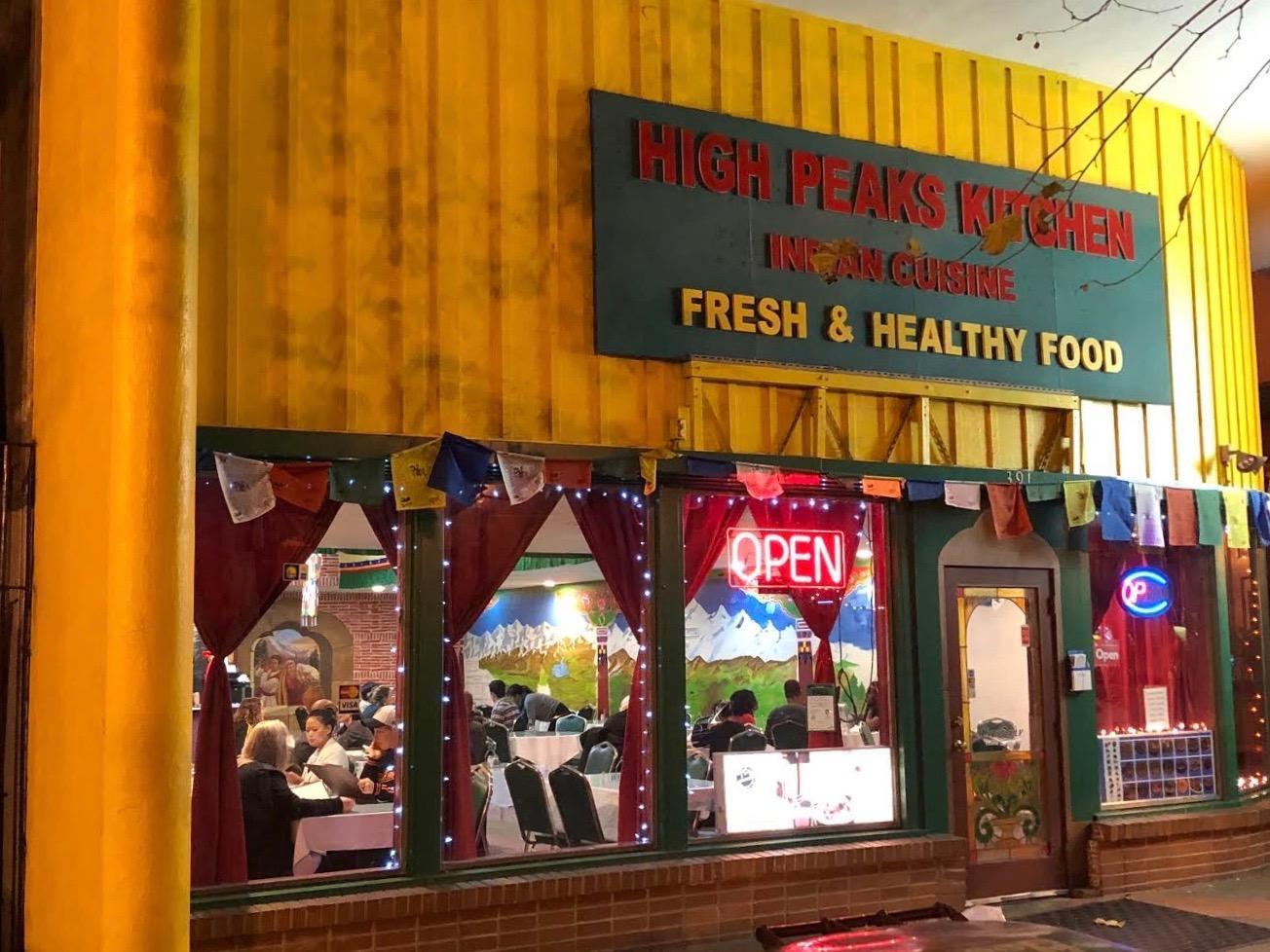 Indian Cuisine, Tibetan Style Just Grand!