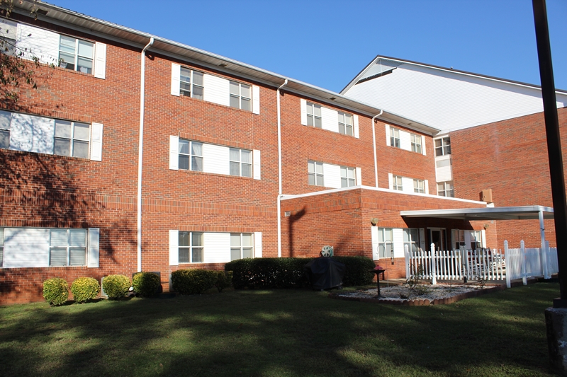 Oxford House Apartments SPM