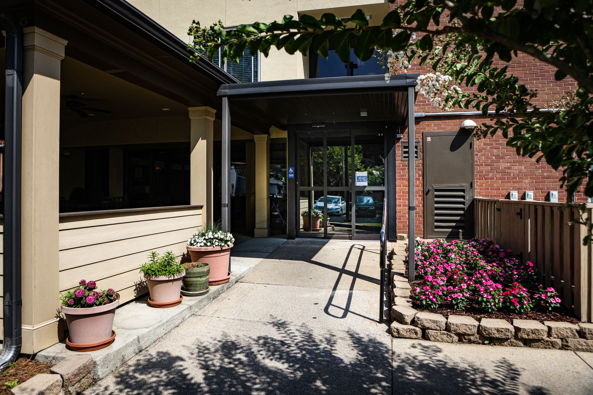 Faush Metropolitan Manor SPM