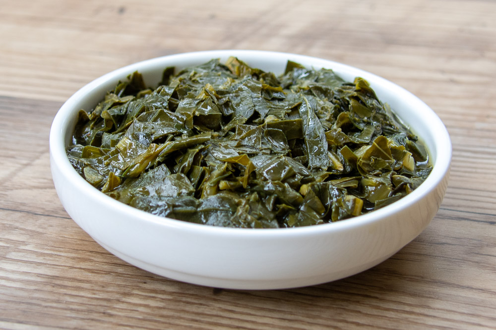 Can Dogs Eat Collard Greens? What to Know About Dogs And Collards