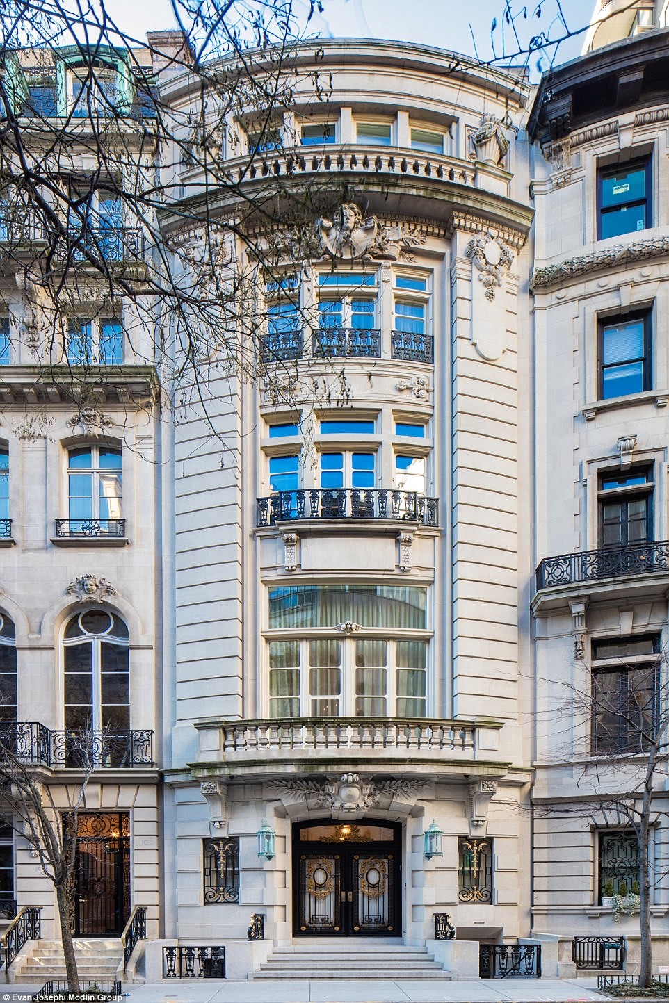 Check Out This Absurd 84.5 Million Manhattan Townhouse That Just Went