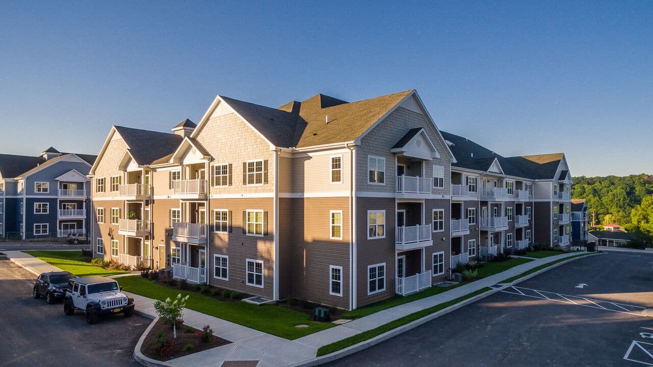 Waters Edge Apartments Spoleta Construction