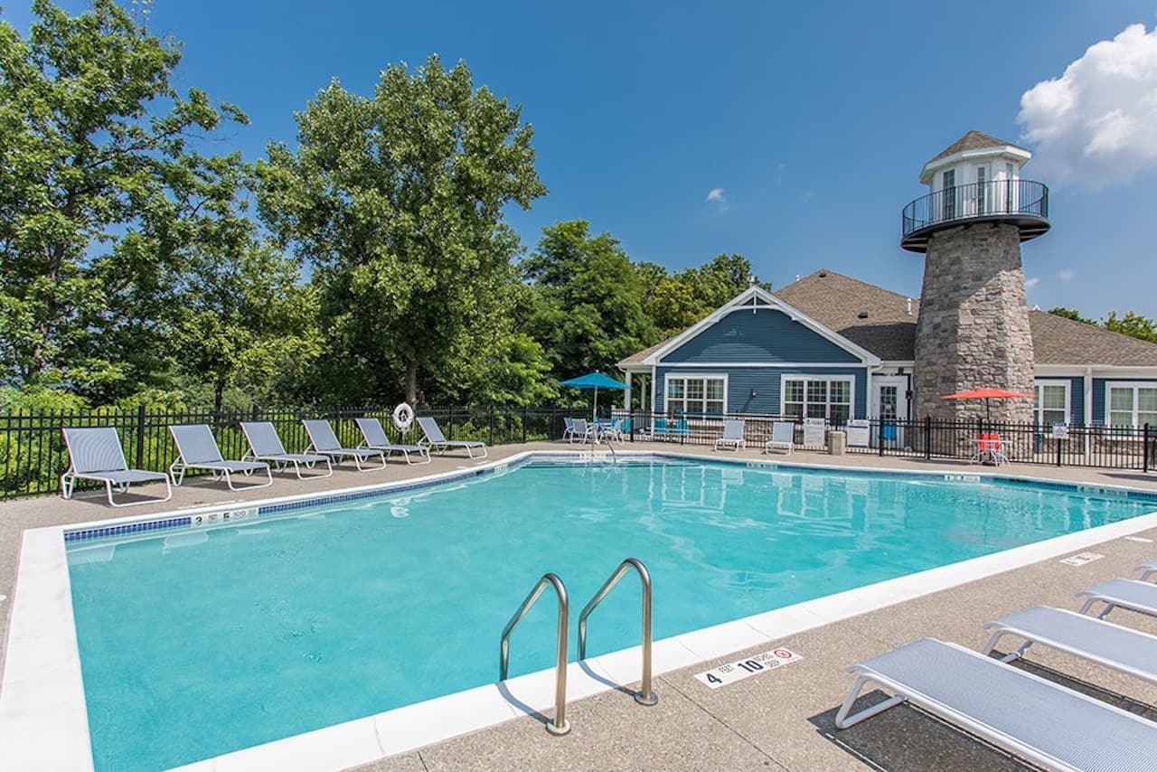 Waters Edge Apartments Spoleta Construction