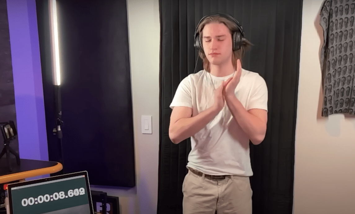 Man Sets Guinness World Record For Most Claps In One Minute